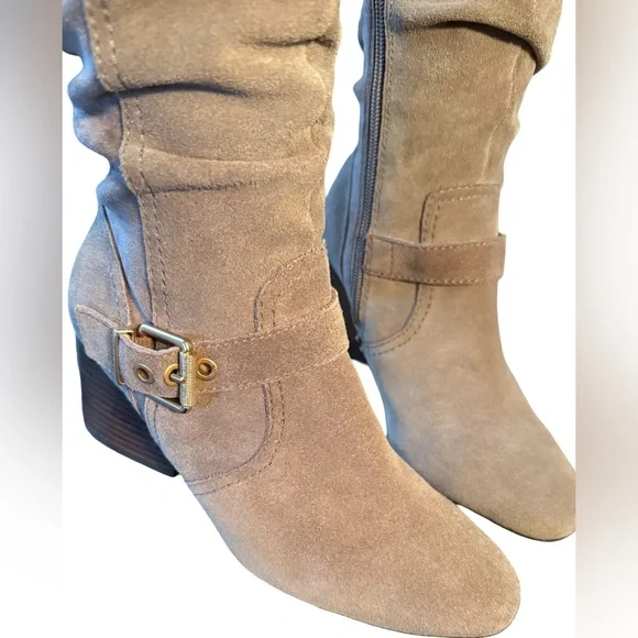 Lucca Lane NWOT Sz 5 Stunning Suede Tan Over the Knee Zippered Boots (SH 012) - Picture 2 of 10